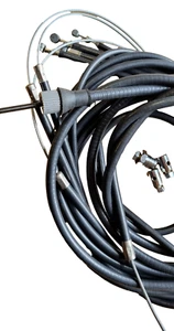 JUEGO DE CABLES UKSCOOTERS LAMBRETTA SIN FRICCIÓN TEFLÓN CON TRUNNIONS GRATIS NEGRO - Imagen 1 de 3