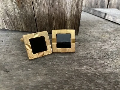 Vintage Onyx Gold Tone Diamond Cut Border Detail Cufflinks Smart  - Image 1 of 4