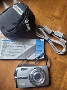 Olympus Stylus Digital Camera SILVER with charger and manual DOES NOT POWER ON - Picture 1 of 9