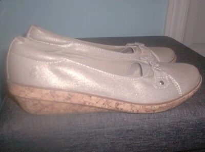 Zapatos sin cordones Grasshoppers Harbor para mujer 6,5 m beige corcho cuña Foto 1 de 3