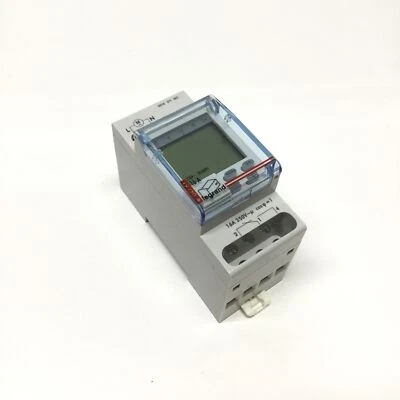 Legrand 047 61 AlphaRex D21 Programmable Digital Timer Switch 230VAC, 1-CH, 16A - Image 1 of 4