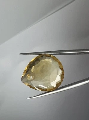 CITRINO NATURALE 12,37CT taglio GOCCIA BRIOLETTE 16x19mm BUCATO, PENDENTE - Immagine 1 di 4