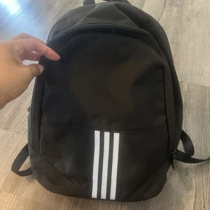 Adidas Golf schwarz weiß klassisch drei Streifen Reiserucksack EUC kaum benutzt - Bild 1 von 9