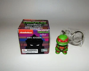 KIDROBOT TEENAGE MUTANT NINJA TURTLES SHELL SHOCK VINYL KEYCHAIN RAPHAEL - Picture 1 of 1