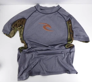 Rip Curl Mens Rash Guard Large Grey Camo Short Sleeve Polyester Spandex UPF 50 - Picture 1 of 12