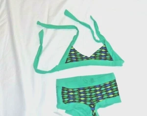 NWT Girls Size Medium (8) * OLD NAVY * 2-Pc Boy Short Fishy Swimsuit - Picture 1 of 3