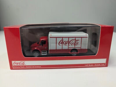 Motor City Classics Coca-Cola Coke Beverage Delivery 1:87 Diecast Truck 870001 - Image 1 of 4