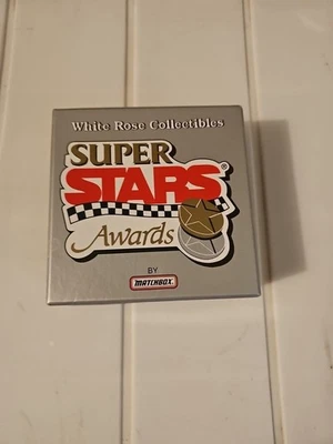 Dale Earnhardt SRsuper Star Awards Rosa Blanca Coleccionable 1993 6 veces Campeón Foto 1 de 4