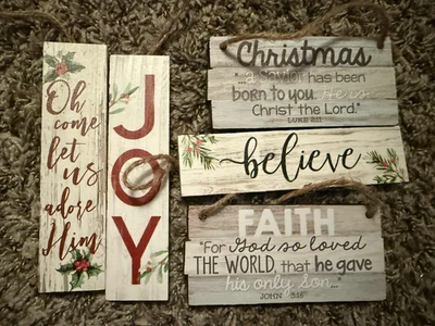 5pack -Collection of rustic wooden signs with Christmas and religious themes. - Image 1 of 4