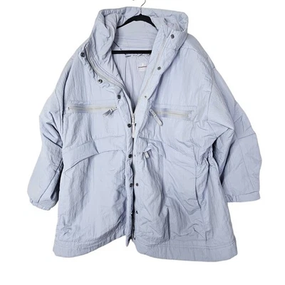 NUEVO sin etiquetas Free People Movement M/L Billie Boxy Chaqueta Ligera Aislante Foto 1 de 4