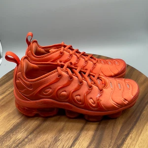 Nike Air VaporMax Plus Shoes Womens 8.5 Orange Running Comfort Walking Sneakers - Picture 1 of 8