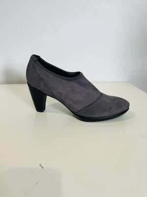 Bota sin cordones ECCO para mujer talla 39 8 gris gamuza botín tacón bloque Foto 1 de 4
