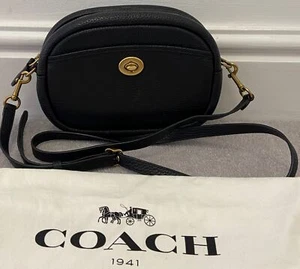 COACH Black Oval Pebbled Leather Zip Fastened Shoulder Bag / Clutch w Dust Bag - Picture 1 of 9