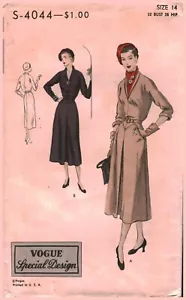 4044 Vintage Vogue Sewing Pattern Misses 1940s Skirt Blouse Shawl Collar UNCUT - Picture 1 of 2