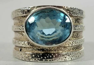 Vintage Artisan Made Sterling Silver And Blue Topaz Wide Band Ring - Foto 1 di 5