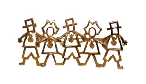 Brooch Pin Friendship 5 Men Women Holding Hand Hearts that Move Gold Metal 3.25W - Picture 1 of 2