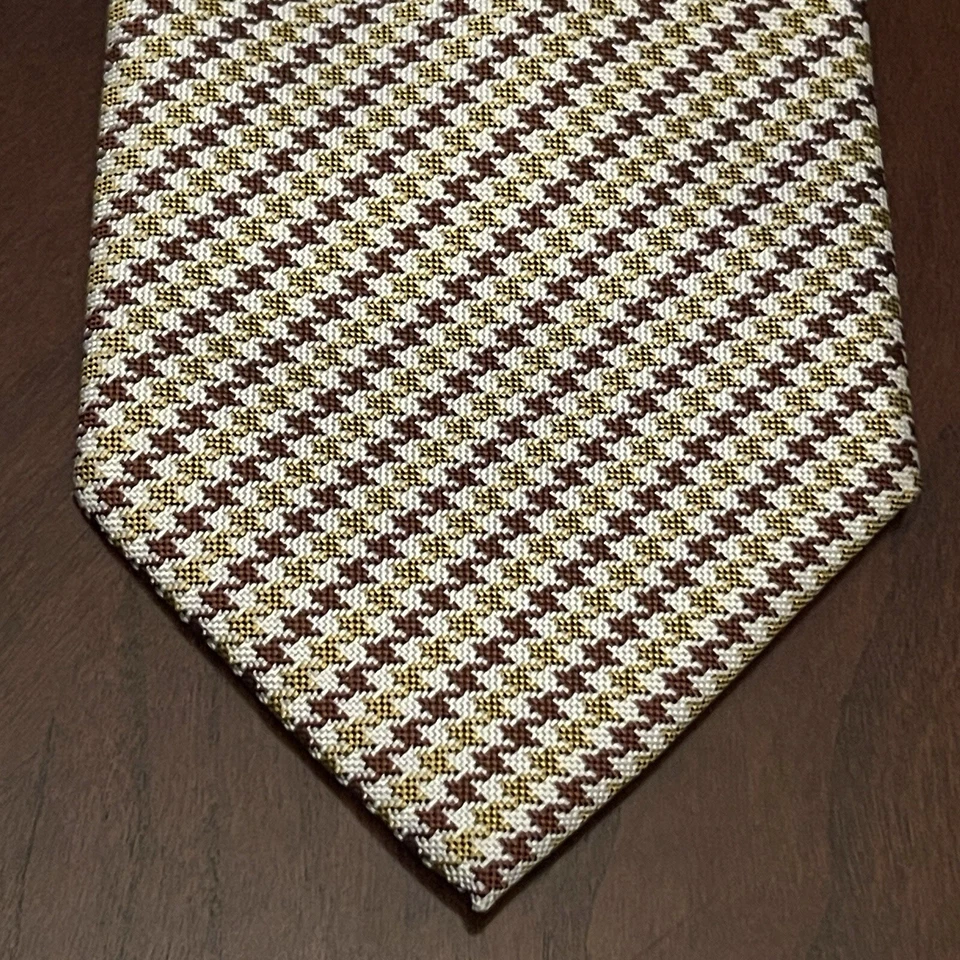Barcelona Cravatte Gold Brown Houndstooth 100% Polyester Made In China - Image 1 of 4