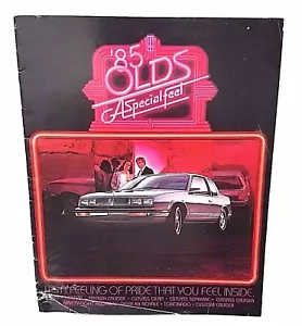 Catálogo de folletos de autos Calais Firenza 1985 vintage de GM Oldsmobile + MÁS - Imagen 1 de 8