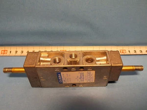 FESTO JMFH-5-1/8 No. 8820 - Picture 1 of 3