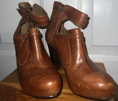 Botas de tornozelo Schuler & Sons Philadelphia salto couro 7,5 - Imagem 1 de 4