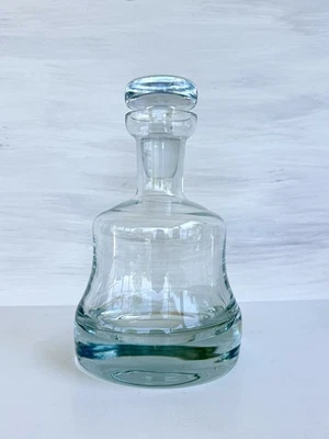 KROSNO POLAND CLEAR CRYSTAL DECANTER W/ STOPPER, CONTEMPORARY, Gin Vodka Whiskey - Image 1 of 4