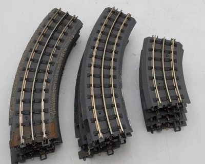 MTH O RealTrax Assorted Curved Track Sections [15] - Image 1 of 4
