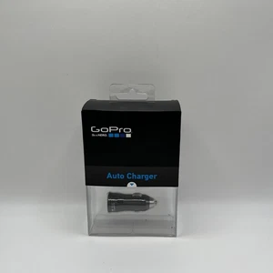 【GoPro Official Mount】GoPro Auto Charger w/ Dual USB Ports Fits All GoPro Camera - Picture 1 of 3
