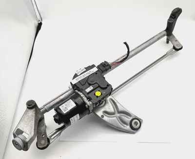 Enlace limpiaparabrisas delantero con motor OEM 19-22 Mercedes-Benz A220 CLA250 Foto 1 de 4