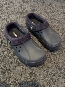 Crocs Lined Shoes Size M9 W11 - Picture 1 of 5