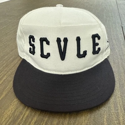 Gorra de béisbol SCVLE a escala negra talla negra mezcla de lana Snapback blanca Foto 1 de 4