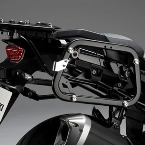 Suzuki V-Strom 1050 2020-2025 - soportes de soporte de carcasa lateral 990D0-06L01-065 - Imagen 1 de 1