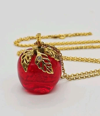 Collar Colgante Avon Rojo Manzana Lucita Tono Oro Cadena Larga De Colección 32 pulgadas Foto 1 de 4