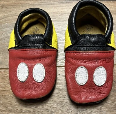 Zapato mocasín de cuero Mickey Mouse Disney niño pequeño 3T-4T único Foto 1 de 4