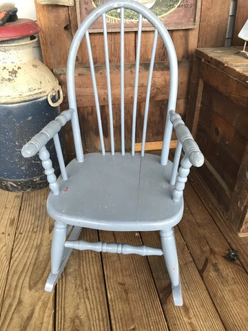 Vintage Blue Child Rocker Chippy Red 28x23x15 Cover