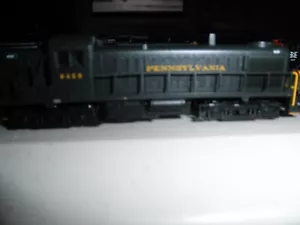 Pennsylvania RS-3 w/ DCC & sound - Picture 1 of 4