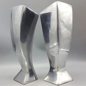 Passendes Paar moderne Aluminium Metall Vasen abstrakte Kunst 10,3" hoch, MOMA inspiriert - Bild 1 von 12