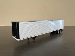 1/64 DCP/First Gear 53’ White Dry Van Trailer White/Black - Picture 1 of 11