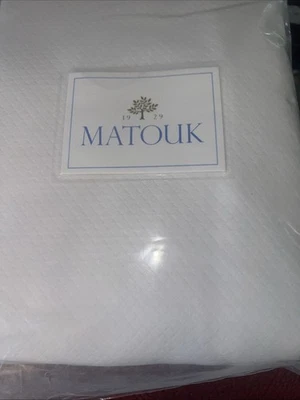 Matouk Queen Coverlet Elliot Diamond White Cotton Polyester New USA - Image 1 of 4