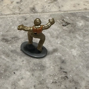 Micro Machine Everyday Hero’s Vintage Astronaut Robot Droid  - Imagen 1 de 3