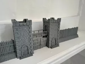 Porta medievale fortificata e palizzata vichinga terreno sassone stampato in 3D 28 mm - Foto 1 di 10
