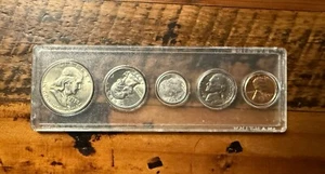 1958-D Silver Mint Set In Whitman Display Case without Denver Mint Token - Picture 1 of 6