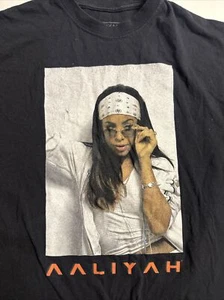 Camisa Aaliah Hombres Extra Grande Negra Concierto R&B Cantante Música Clásica Gráfica Camiseta - Imagen 1 de 3