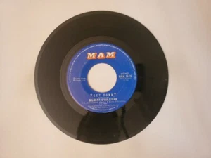 Gilbert O'Sullivan - Get Down / A Very Extraordinary Sort of Girl (Vinyl Record - Picture 1 of 2