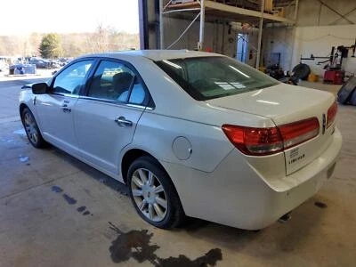 Cilindro maestro de freno usado se adapta a: Lincoln MKZ 2010 ABS AdvanceTrac IVD grado 3,0 Foto 1 de 4