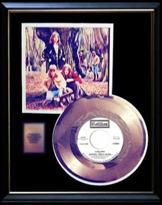 EMERSON LAKE AND PALMER  LUCKY MAN 45 RPM GOLD RECORD FRAMED RARE NON RIAA AWARD - Picture 1 of 1