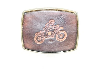 Hebilla de cinturón de cuero en relieve vintage para moto de cross borde de tono latón Foto 1 de 4