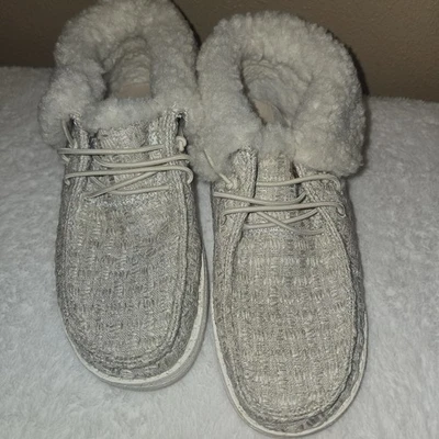 Hey Dude Wendy Punto Plegable Acogedor Peludo Bota Zapatos Beige Tostado Niñas T2 Foto 1 de 4