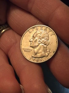1995-P QUARTER DOLLAR SLIGHT DDO - Picture 1 of 3