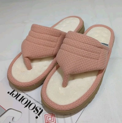 Isotoner Women's Slippers Thong Pink XL (9.5-10) Memory Foam Indoor/Outdoor NEW - Image 1 of 4