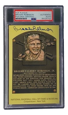 Brooks Robinson Signed 4x6 Baltimore Orioles HOF Plaque Card PSA/DNA 85025722 - Image 1 of 3